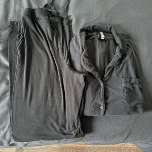 Skims Black Ribbed Two-Piece Pajama Set